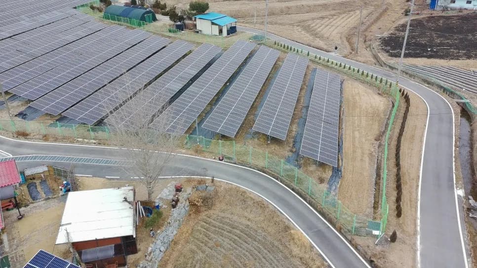 충북 충주시 산척면 태양광발전소